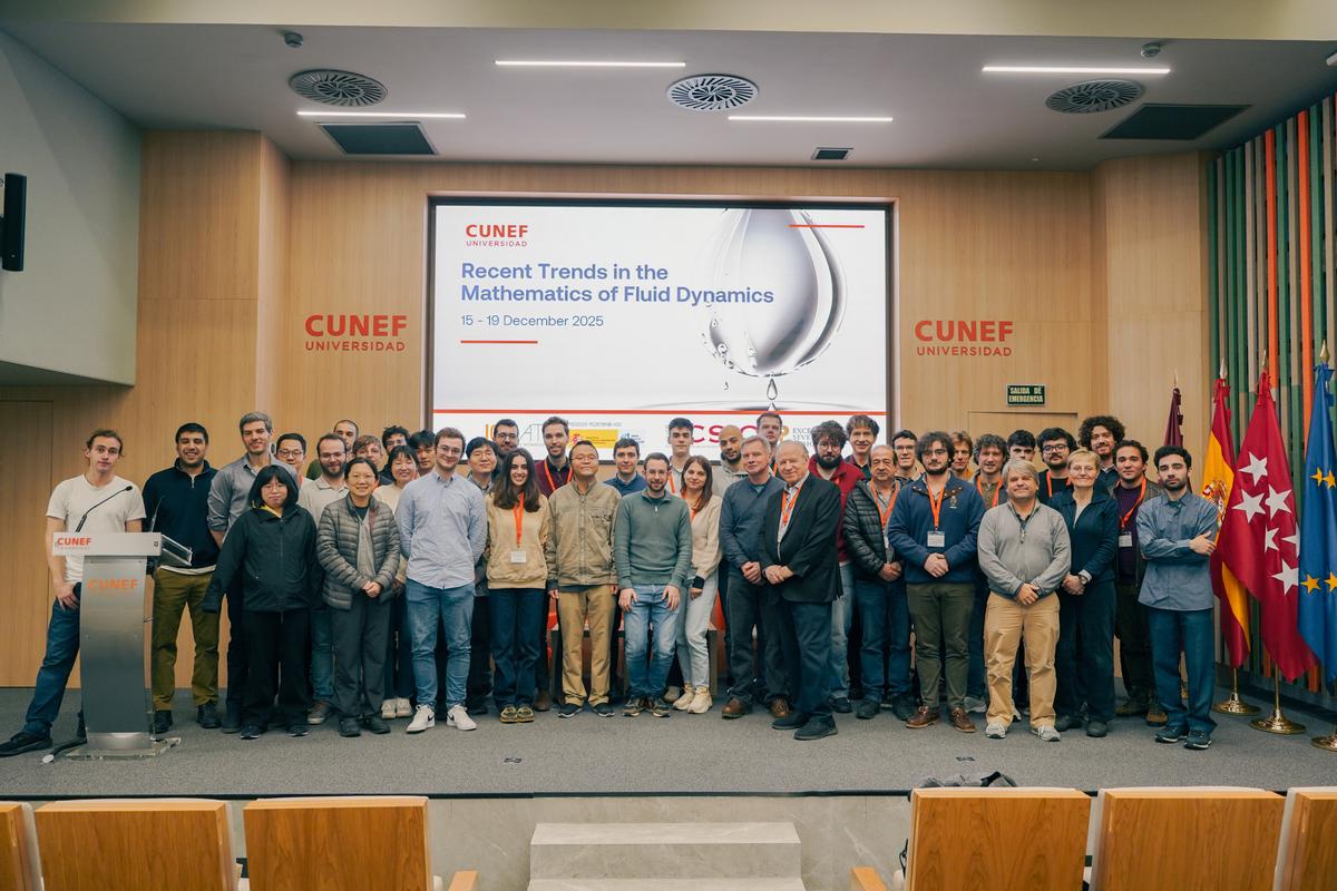 Fotografía de los asistentes al workshop Recent Trends in Mathematical Fluid Dynamics
