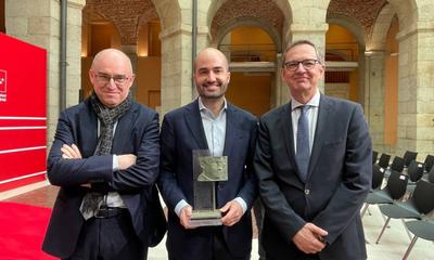 Professor Miguel Almunia receives the “Julián Marías” Award for researchers under 40