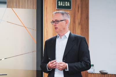 Norman Schürhoff analiza en CUNEF Universidad el impacto económico del estrés en los sistemas de pago 