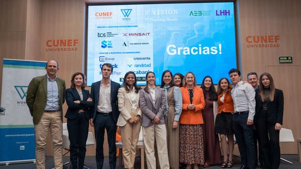CUNEF Universidad celebra el acto de clausura del Programa de Mentoring WIB