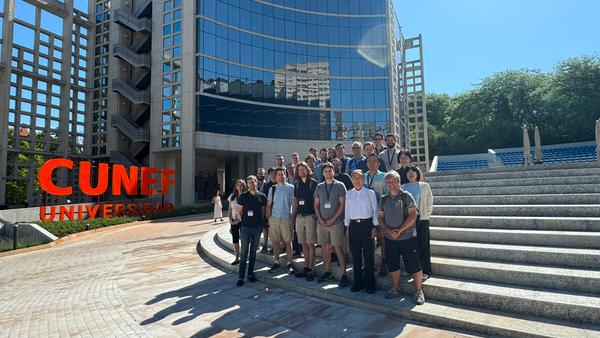 Expertos internacionales debaten los últimos avances en matemática de fluidos 