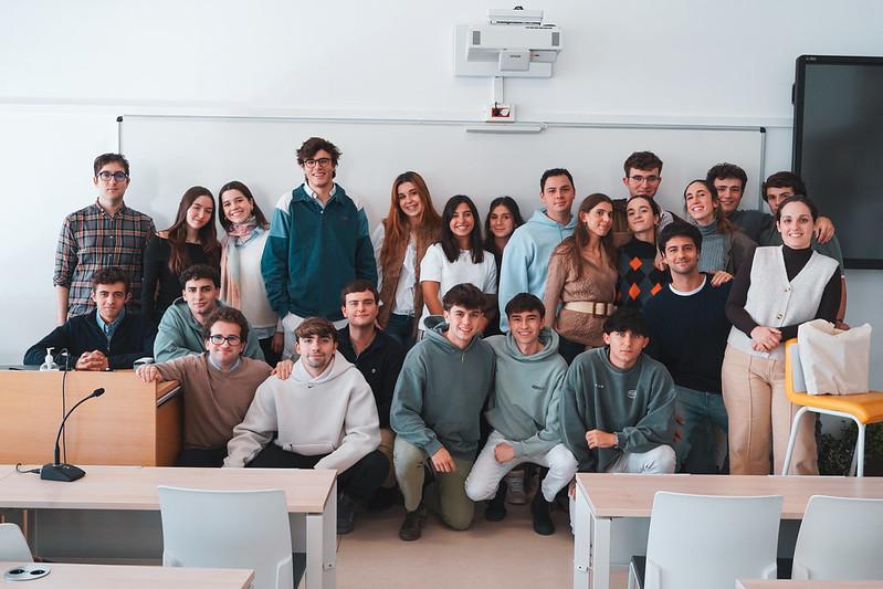 Los tres grupos ganadores del escape room celebrado en la Escuela Politécnica Superior