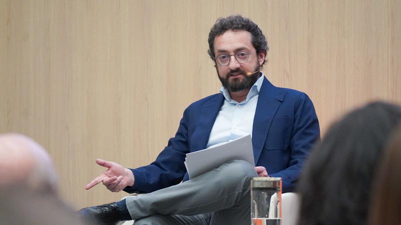Joaquín Manso, director del diario El Mundo, reflexiona sobre los retos de la comunicación