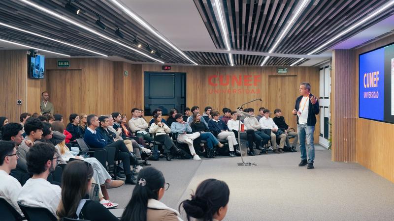 Más de 170 empresas conectan con el talento universitario en el XXII Foro de Empleo de CUNEF Universidad