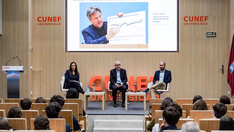 CUNEF Universidad celebra una mesa redonda sobre “Cambio climático, seguridad energética y Pacto Verde Europeo”