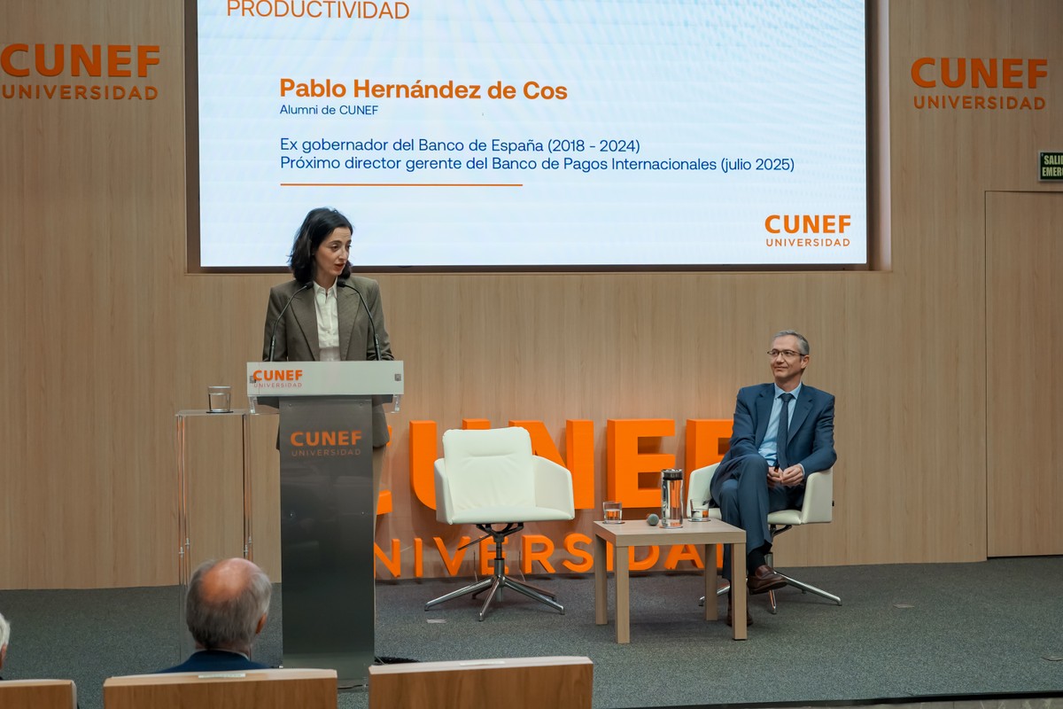 Pablo Hernández de Cos durante el cuarto y último seminario del ciclo "Retos Estructurales de la Economía Española"
