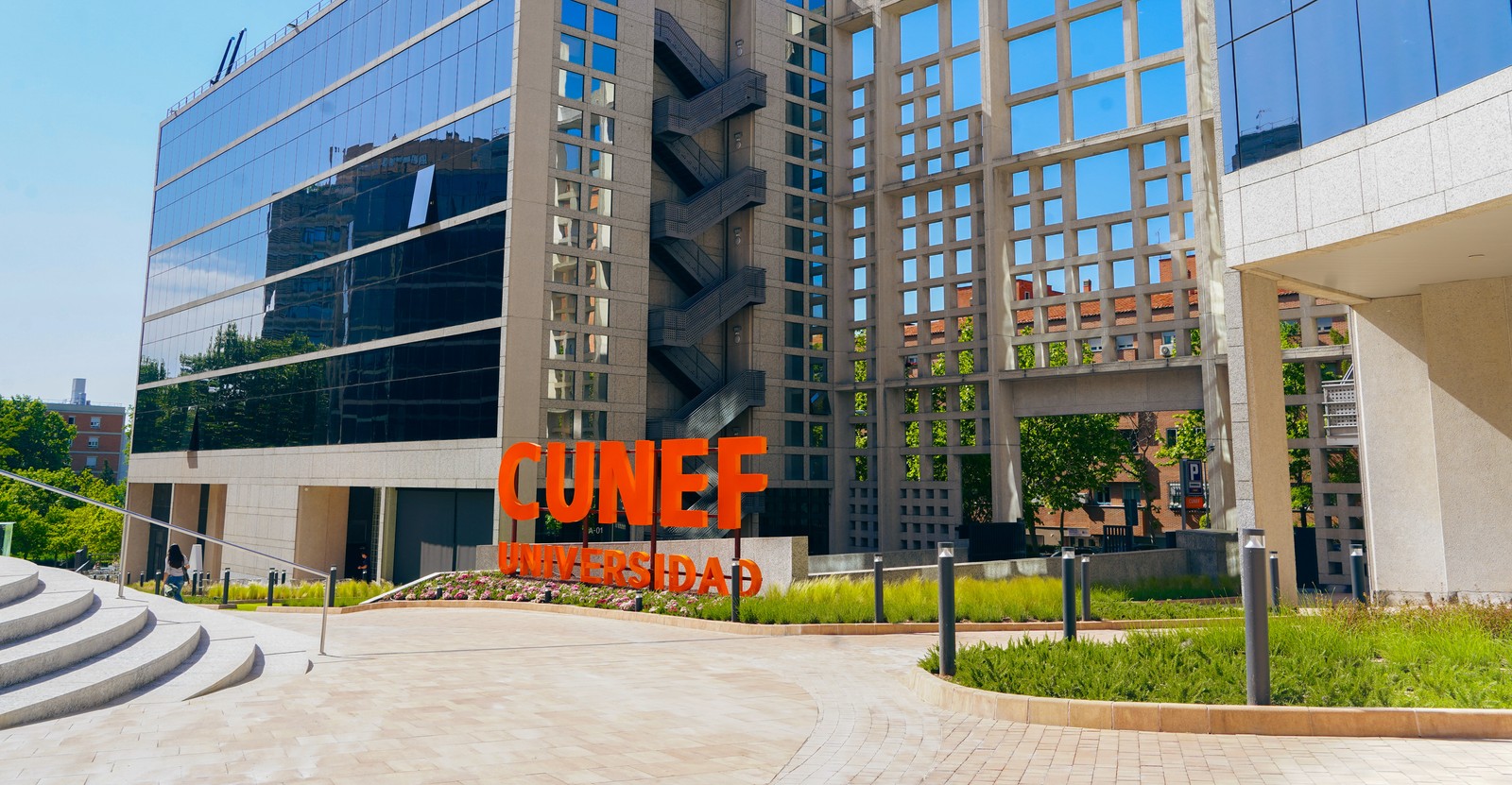 Entrega de la certificación AIS